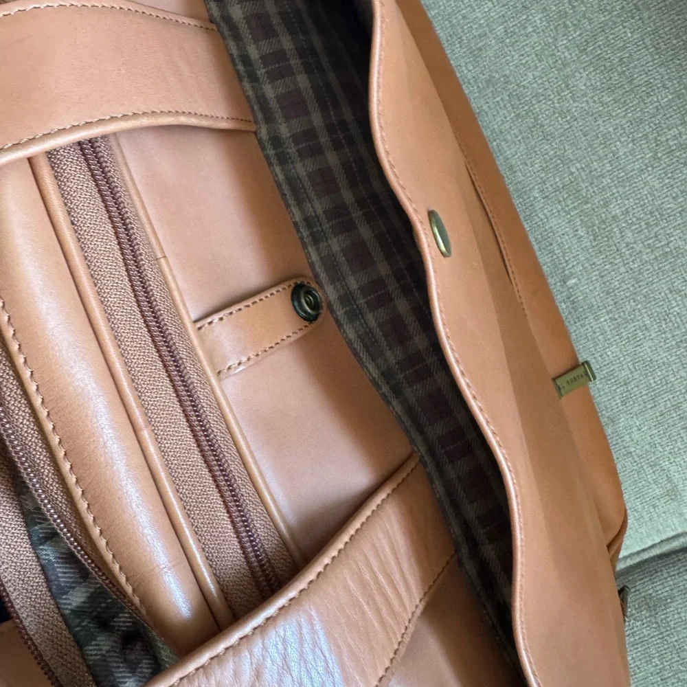 el portal genuine leather